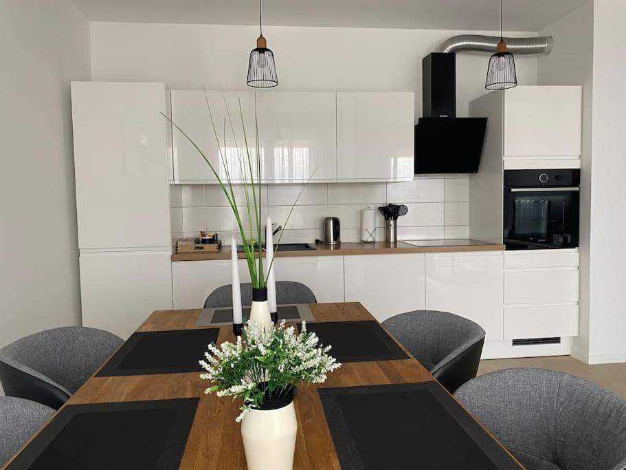 New Modern Apt Near Old Town - Private Parking Zára Kültér fotó