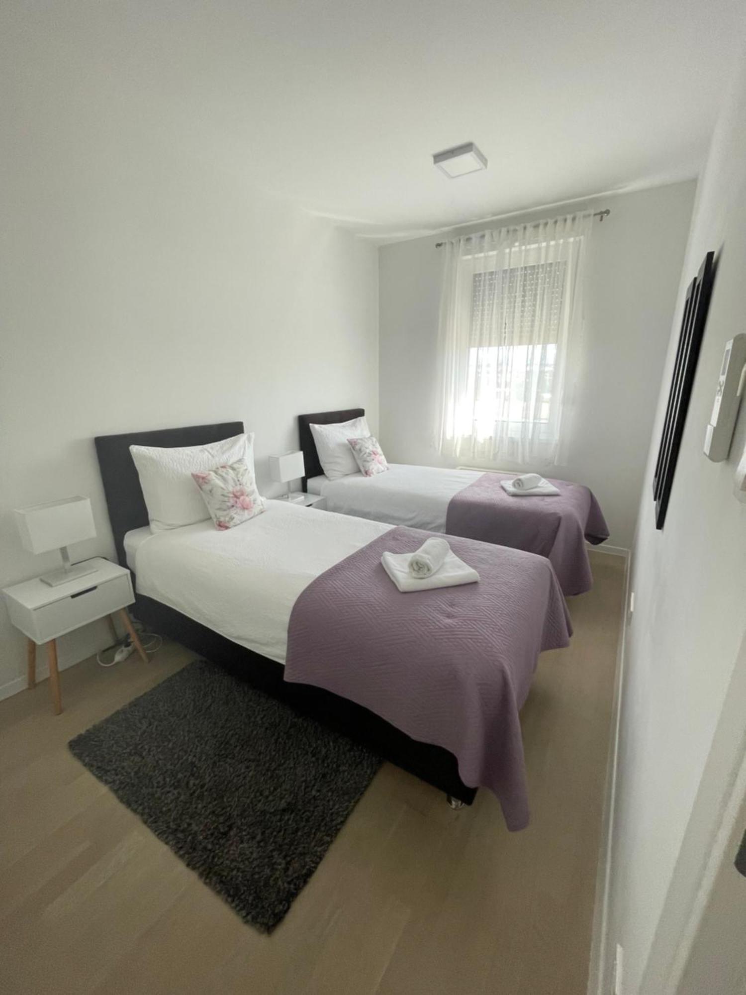 New Modern Apt Near Old Town - Private Parking Zára Kültér fotó